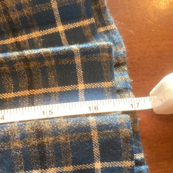 Vintage Girls Pleated plaid skirt - Picture 9 of 9